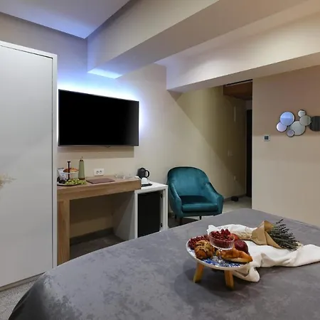 Rooftop Heated Pool Jelena Villa