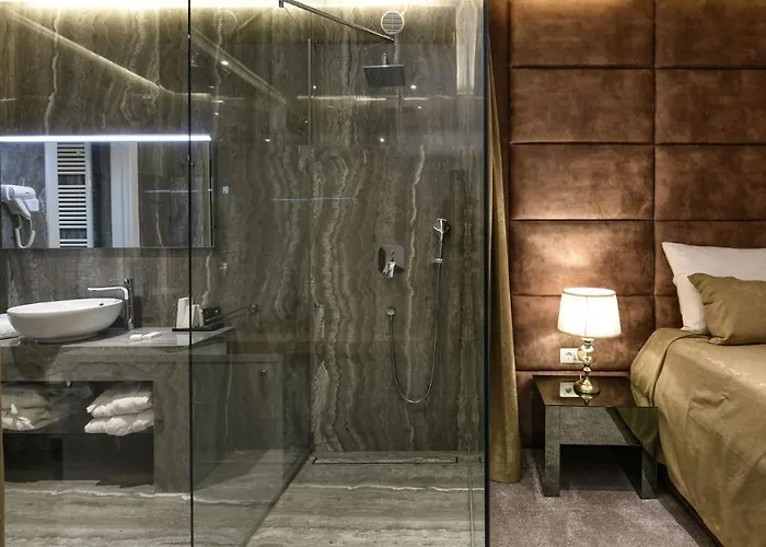 Rooftop Heated Pool Jelena Zadar