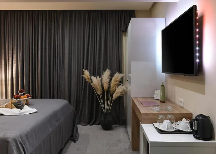 Rooftop Heated Pool Jelena * Задар