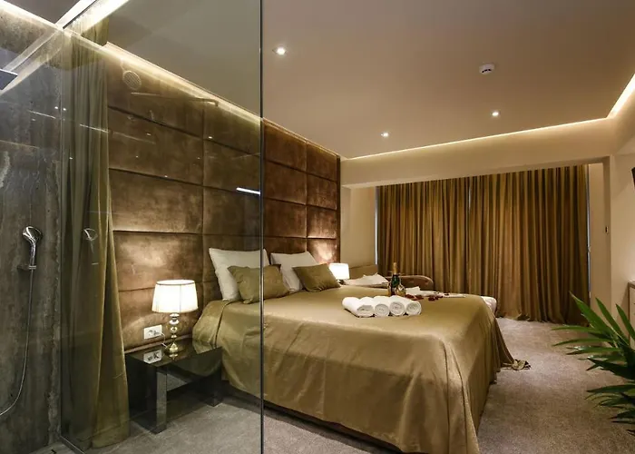 Rooftop Heated Pool Jelena * Задар